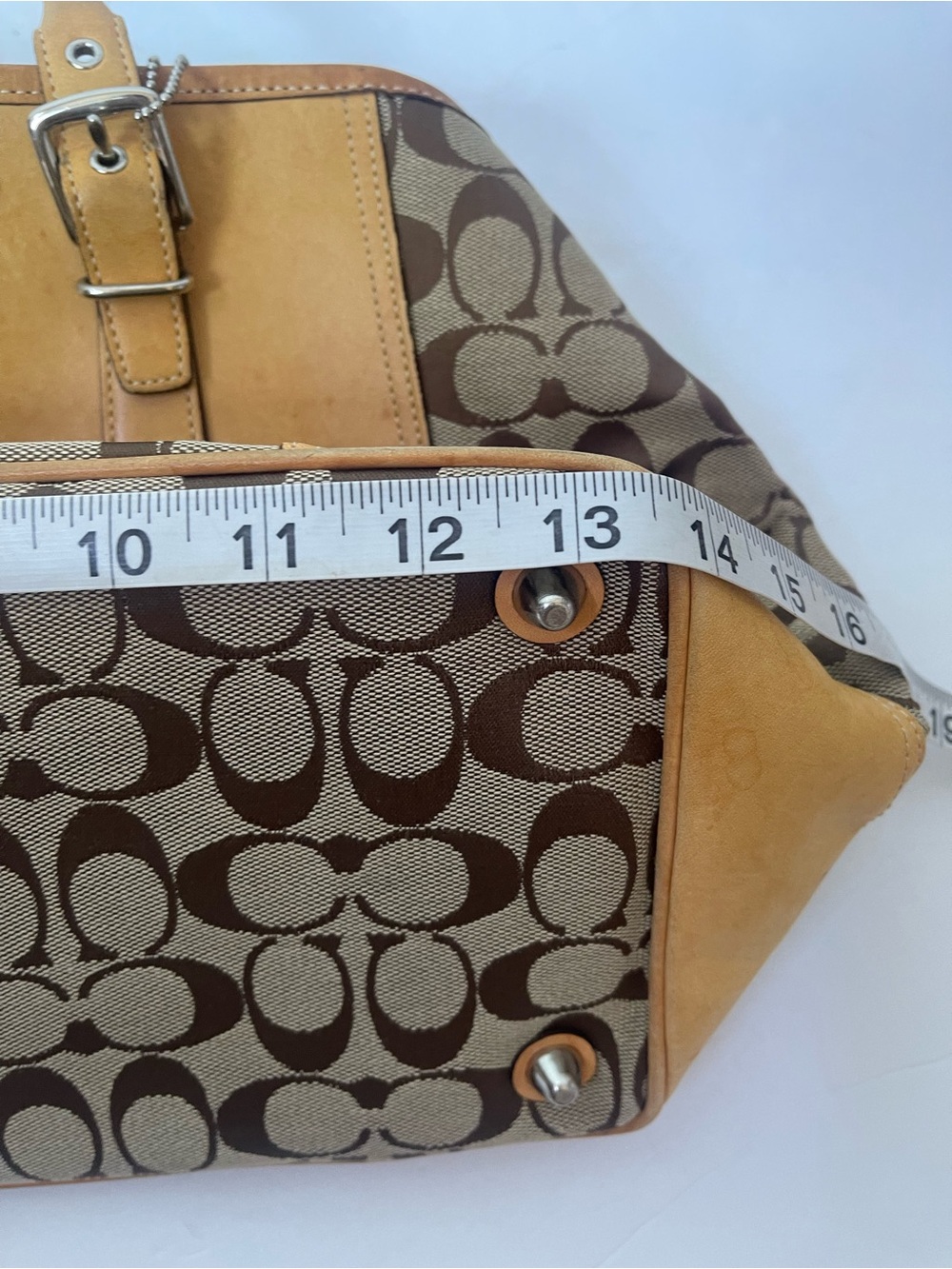 Vintage Coach Hampton Signature Jacquard and Leather tote 6367 - Picture 10 of 12